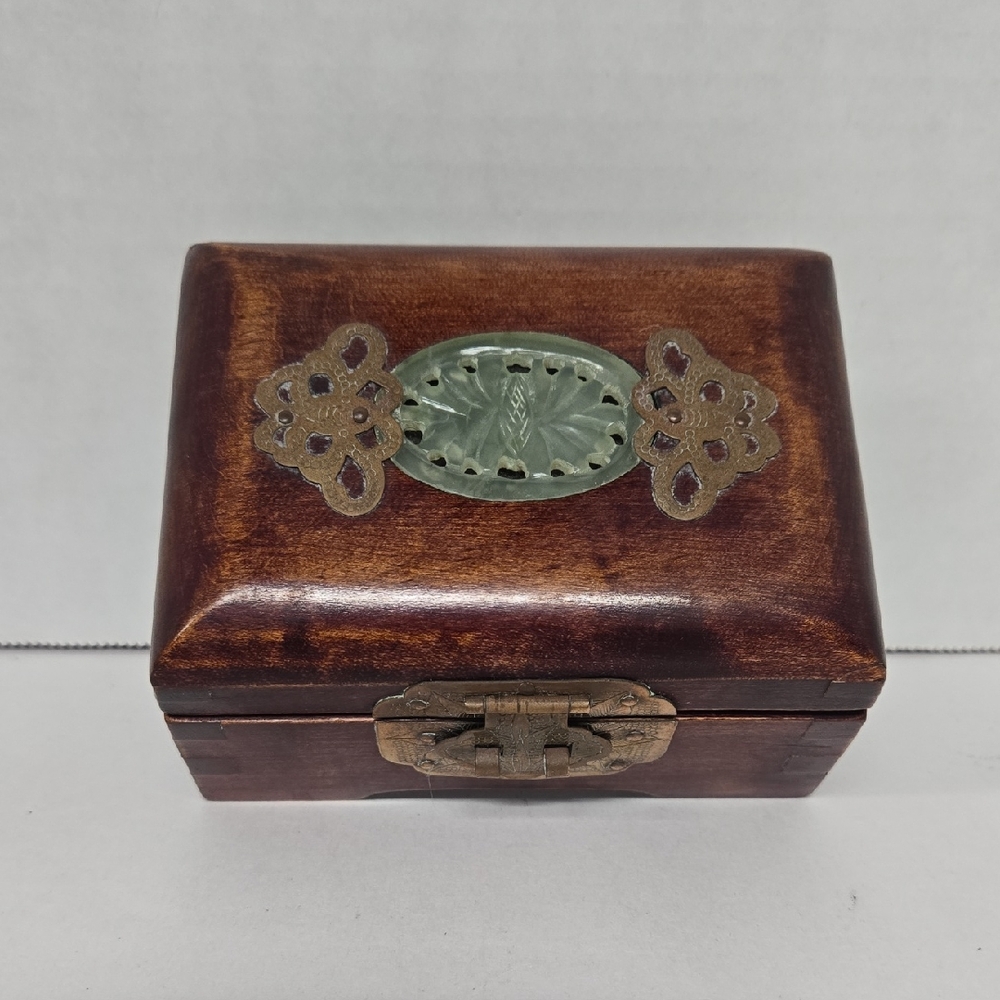 Vntg Chinese Rosewood Jewelry Box w/Carved Jade & Brass EUC 4.5x3.25x2.25"